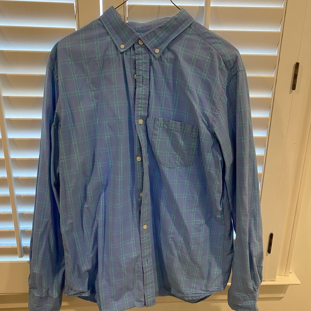 Old Navy button down - Picture 2 of 3